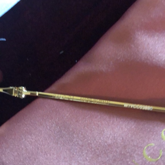 Sale. New Authentic Gucci  pearls sunglasses - Picture 6 of 8